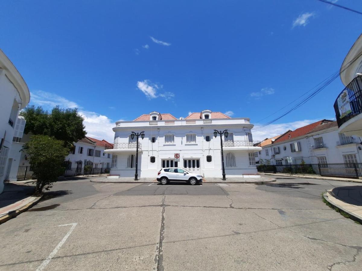 Residencial Metro Republica Ostello